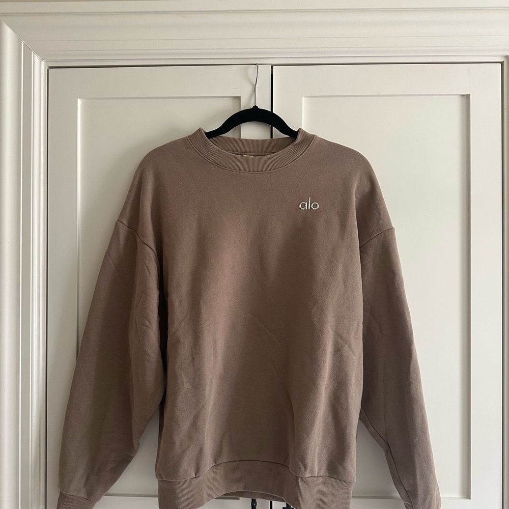 ALO Yoga women’s crewneck